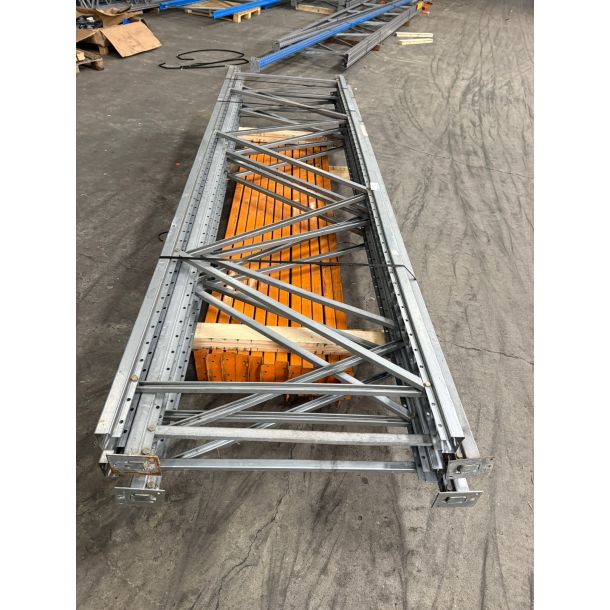 Overtoom palletstelling - set 4 staanders + 12 liggers - gebruikt
