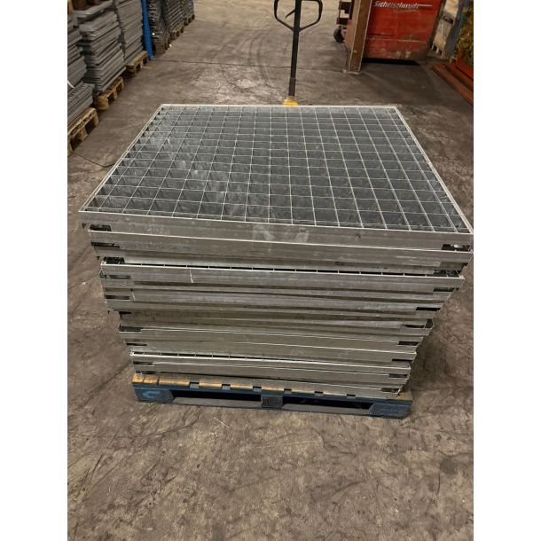 Persrooster - 990 x 1100 mm (bxd) - set 17 stuks - gebruikt