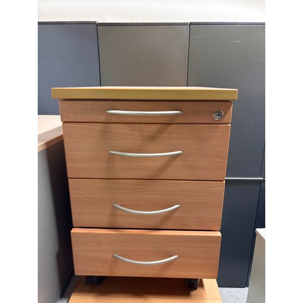 Ladeblok gebruikt - 610 x 425 x 595 mm (hxbxd) Bruin