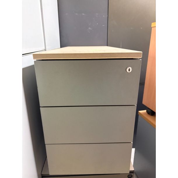 Ladeblok gebruikt - 505 x 320 x 780 mm (hxbxd) Grijs