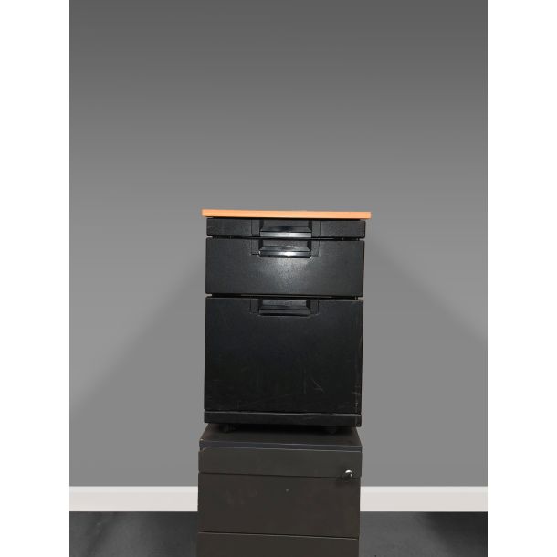 Ladeblok gebruikt - 59 x 43 x 77 cm (lxbxd) - zwart