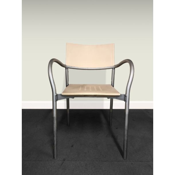 Kantinestoel beige - gebruikt - partij 6 stuks